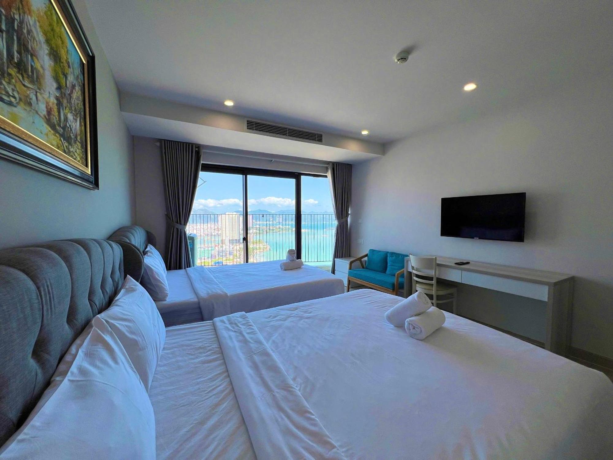 Gold Coast Nha Trang Luxury Apartment - Ocean View Exteriör bild